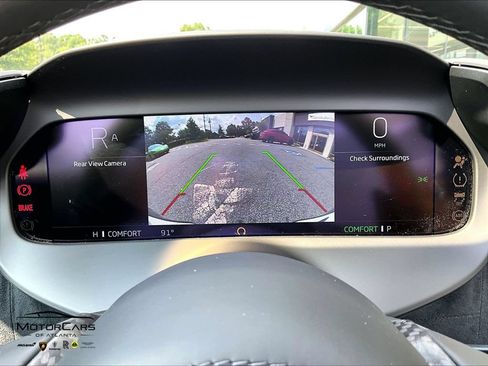Used 2026 McLaren 750S Spider RWD image 17