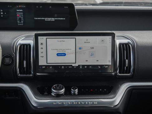 New 2025 Ford Expedition Max Platinum w/ Stealth Performance Package image 27