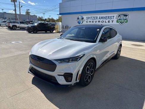 Used 2023 Ford Mustang Mach-E GT image 6