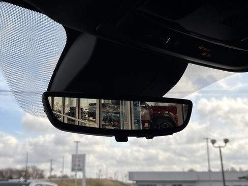 New 2026 Chevrolet Suburban High Country image 44