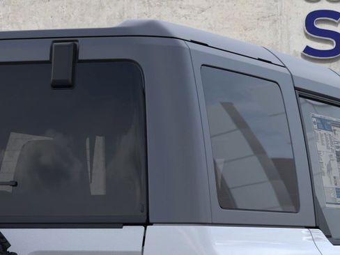 New 2025 Ford Bronco Badlands image 25