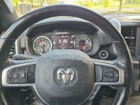 Used 2022 RAM 1500 Big Horn AWD/4WD image 19