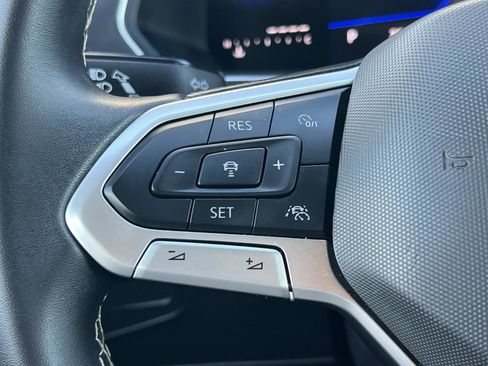 Certified 2024 Volkswagen Tiguan S image 9