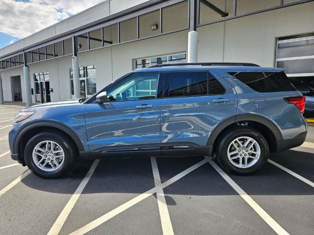 Certified 2026 Ford Explorer Active AWD/4WD image 2