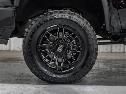 Used 2020 Chevrolet Silverado 2500 LTZ w/ LTZ Plus Package image 63