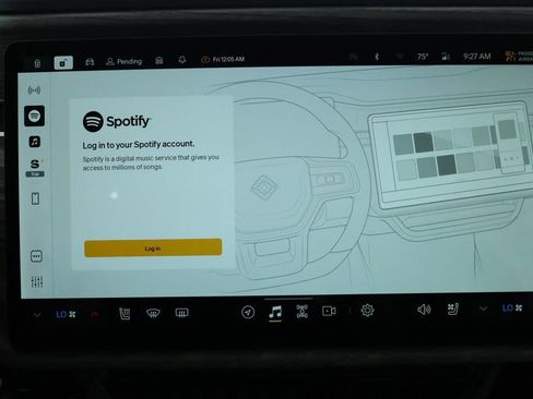 Used 2022 Rivian R1T Adventure image 17