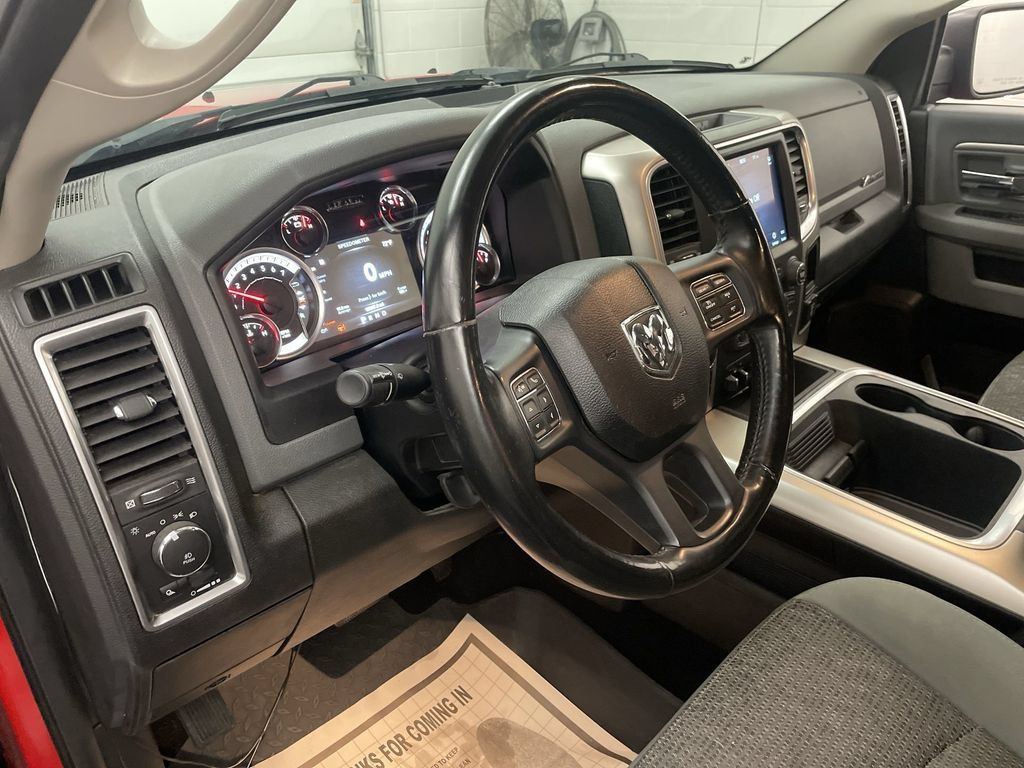 Used 2018 RAM 1500 Big Horn AWD/4WD image 4