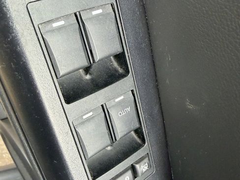 Used 2014 Jeep Patriot Latitude image 32