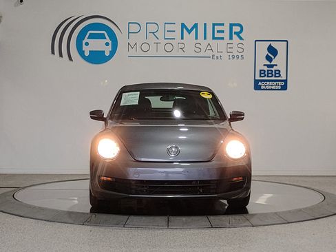 Used 2013 Volkswagen Beetle 2.5 image 42