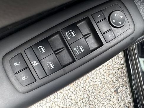 Used 2025 Dodge Durango R/T AWD/4WD image 23