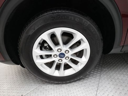 Used 2021 Ford Escape SE w/ Cold Weather Package image 26