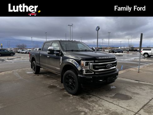 Used 2022 Ford F350 Platinum image 1