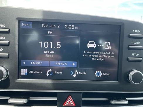 Used 2026 Hyundai Elantra Sport FWD image 16