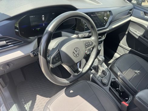 Used 2022 Volkswagen Taos SE w/ IQ.Drive SE Package AWD/4WD image 12