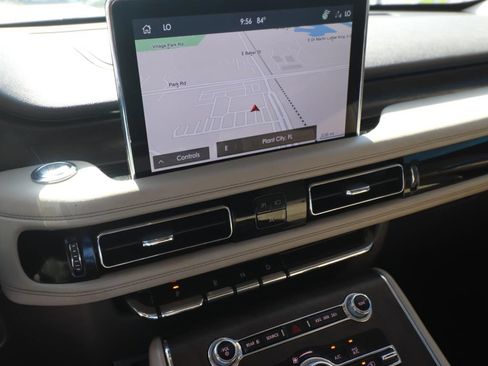 Used 2023 Lincoln Aviator Reserve w/ Equipment Group 201A RWD image 21