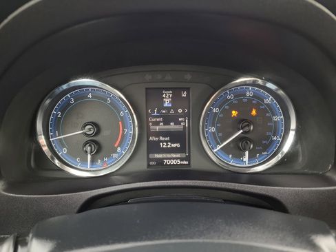 Used 2019 Toyota Corolla SE FWD image 18