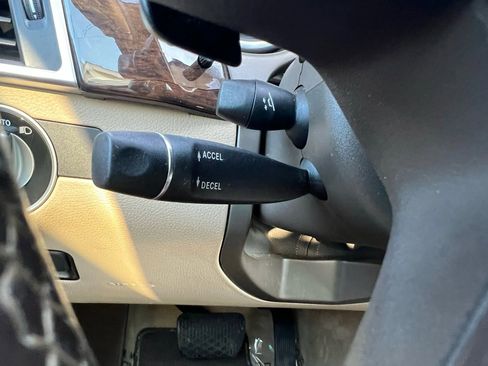 Used 2015 Mercedes-Benz GL 450 4MATIC image 53