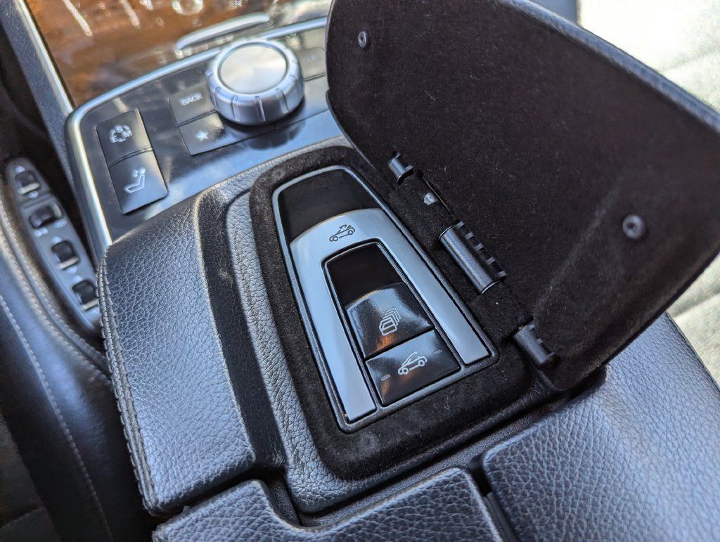 Used 2014 Mercedes-Benz E 350 Cabriolet image 31