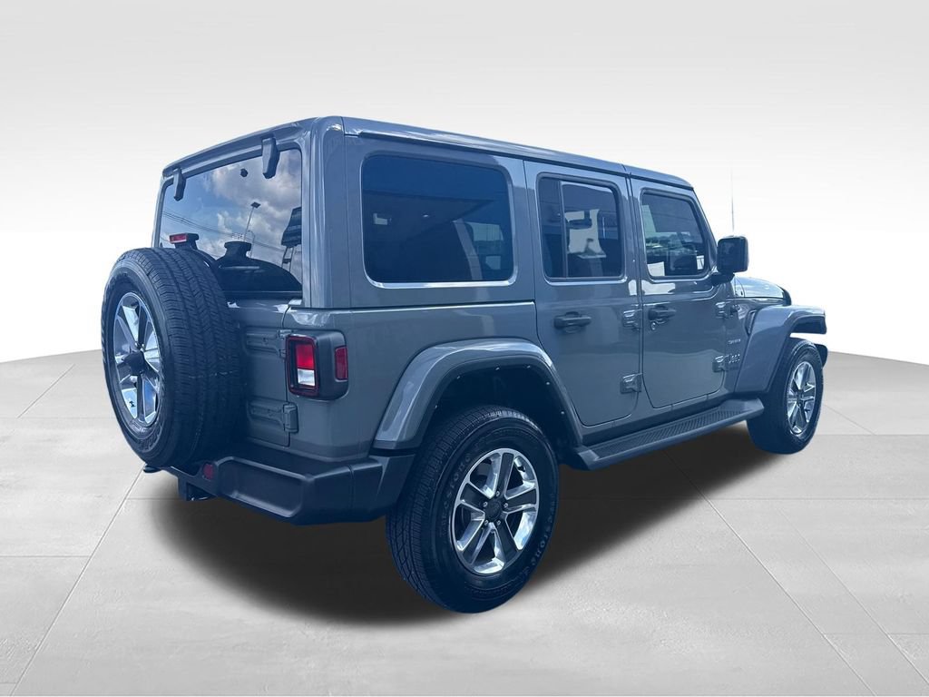 Used 2022 Jeep Wrangler Unlimited Sahara AWD/4WD image 12