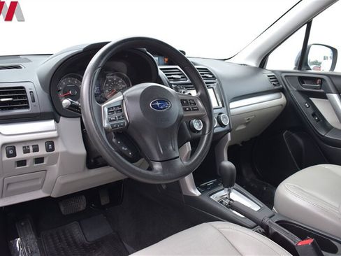 Used 2015 Subaru Forester 2.5i Premium AWD/4WD image 3