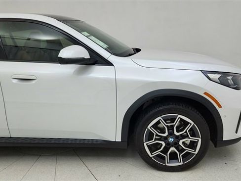 Used 2025 BMW X2 xDrive28i image 7