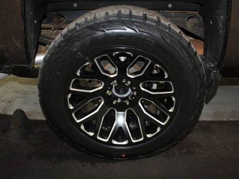 Used 2016 Chevrolet Silverado 1500 LT w/ All Star Edition image 6