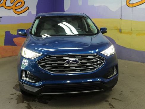 Used 2021 Ford Edge Titanium w/ Cargo Accessory Package AWD/4WD image 3