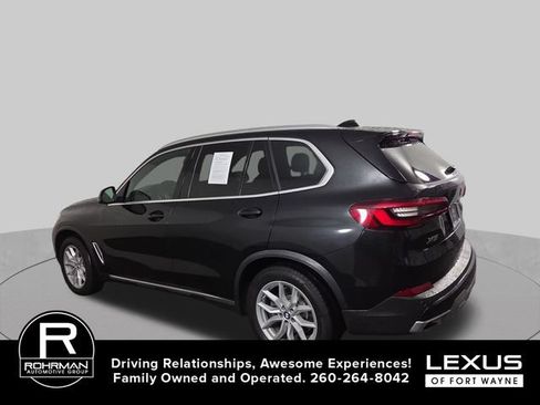 Used 2023 BMW X5 xDrive40i w/ Premium Package AWD/4WD image 11