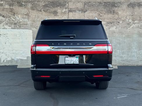 Used 2019 Lincoln Navigator L Reserve AWD/4WD image 5