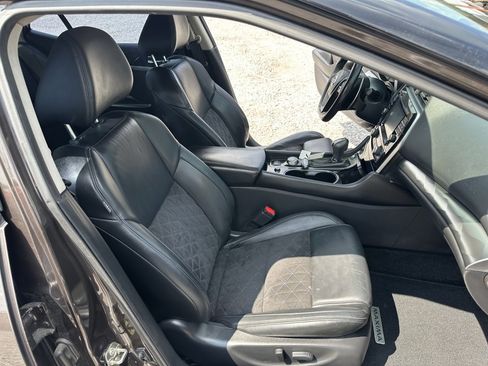 Used 2016 Nissan Maxima SR image 15