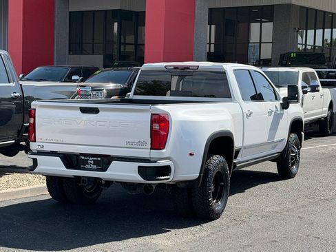 Used 2024 Chevrolet Silverado 3500 High Country w/ Technology Package AWD/4WD image 57