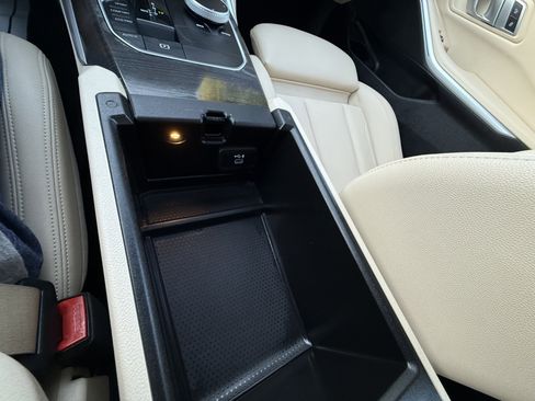 Used 2019 BMW 330i Sedan w/ Driving Assistance Package RWD image 35
