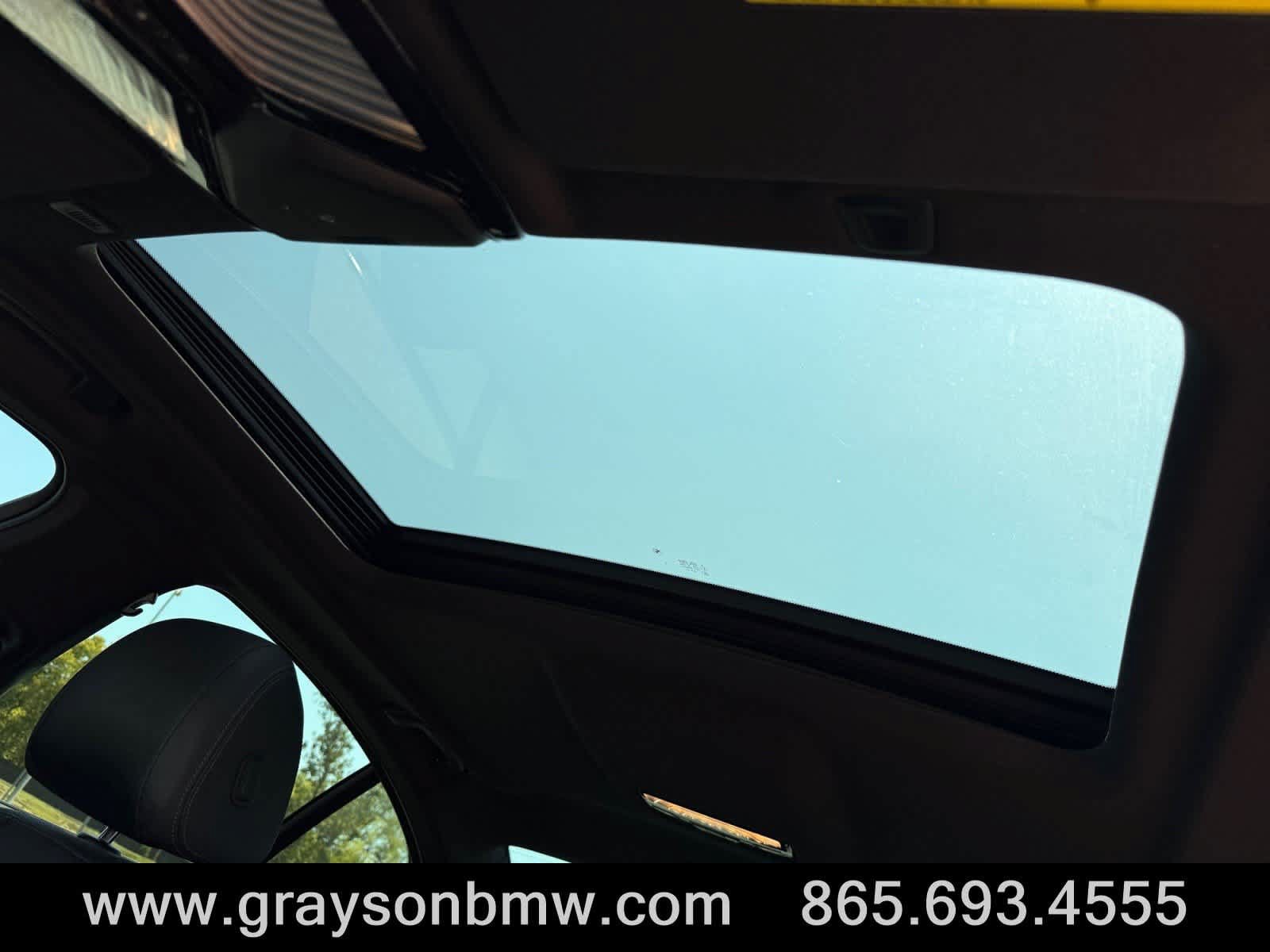 Used 2023 BMW 540i xDrive w/ M Sport Package AWD/4WD image 31