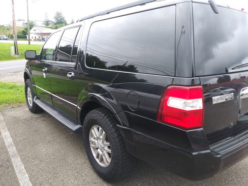 Used 2011 Ford Expedition EL XLT image 2
