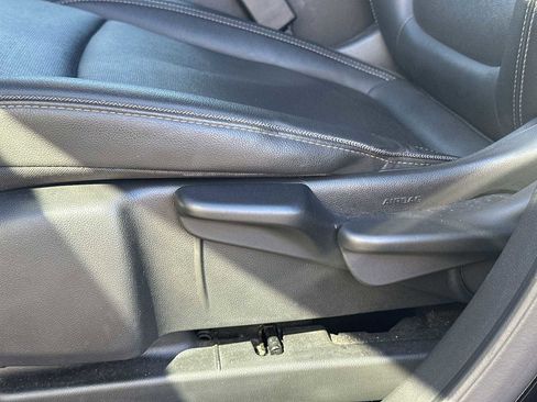 Used 2024 Buick Encore GX Sport Touring image 14