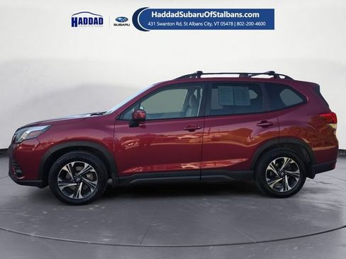 Certified 2023 Subaru Forester Premium AWD/4WD image 2