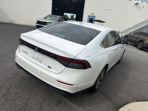 Used 2023 Honda Accord EX image 11