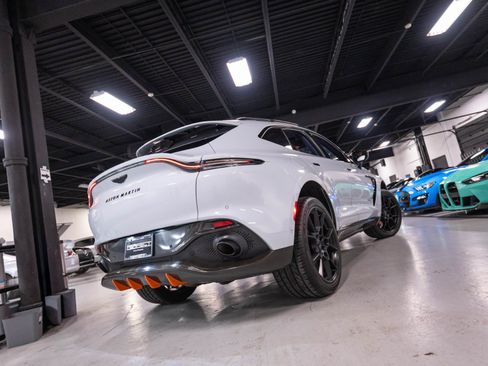 Used 2021 Aston Martin DBX AWD/4WD image 75