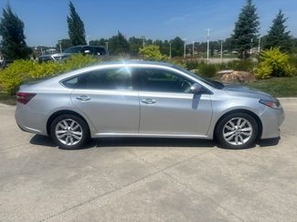 Used 2013 Toyota Avalon XLE FWD video 2