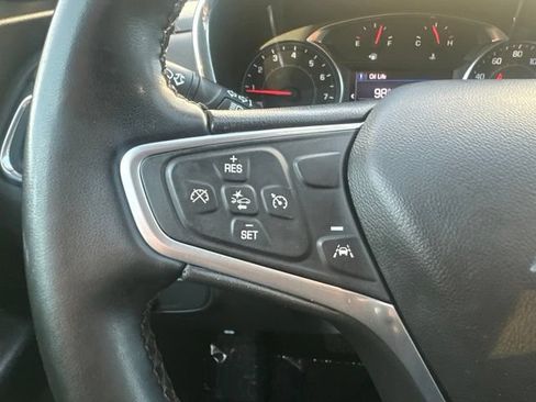 Used 2023 Chevrolet Equinox LT AWD/4WD image 22