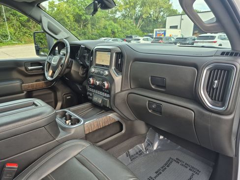 Used 2022 GMC Sierra 3500 Denali w/ Denali Ultimate Package AWD/4WD image 30