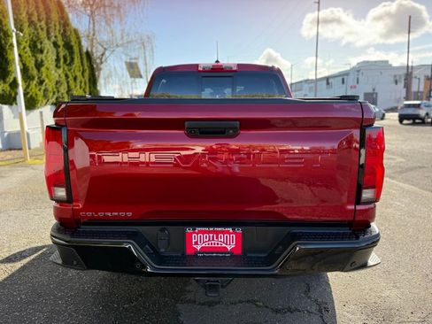 Used 2023 Chevrolet Colorado Z71 w/ Z71 Convenience Package 2 image 6