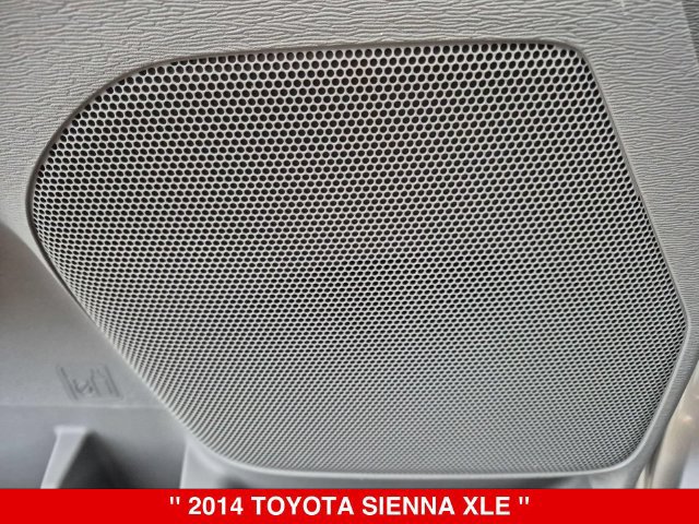 Used 2014 Toyota Sienna XLE FWD image 13