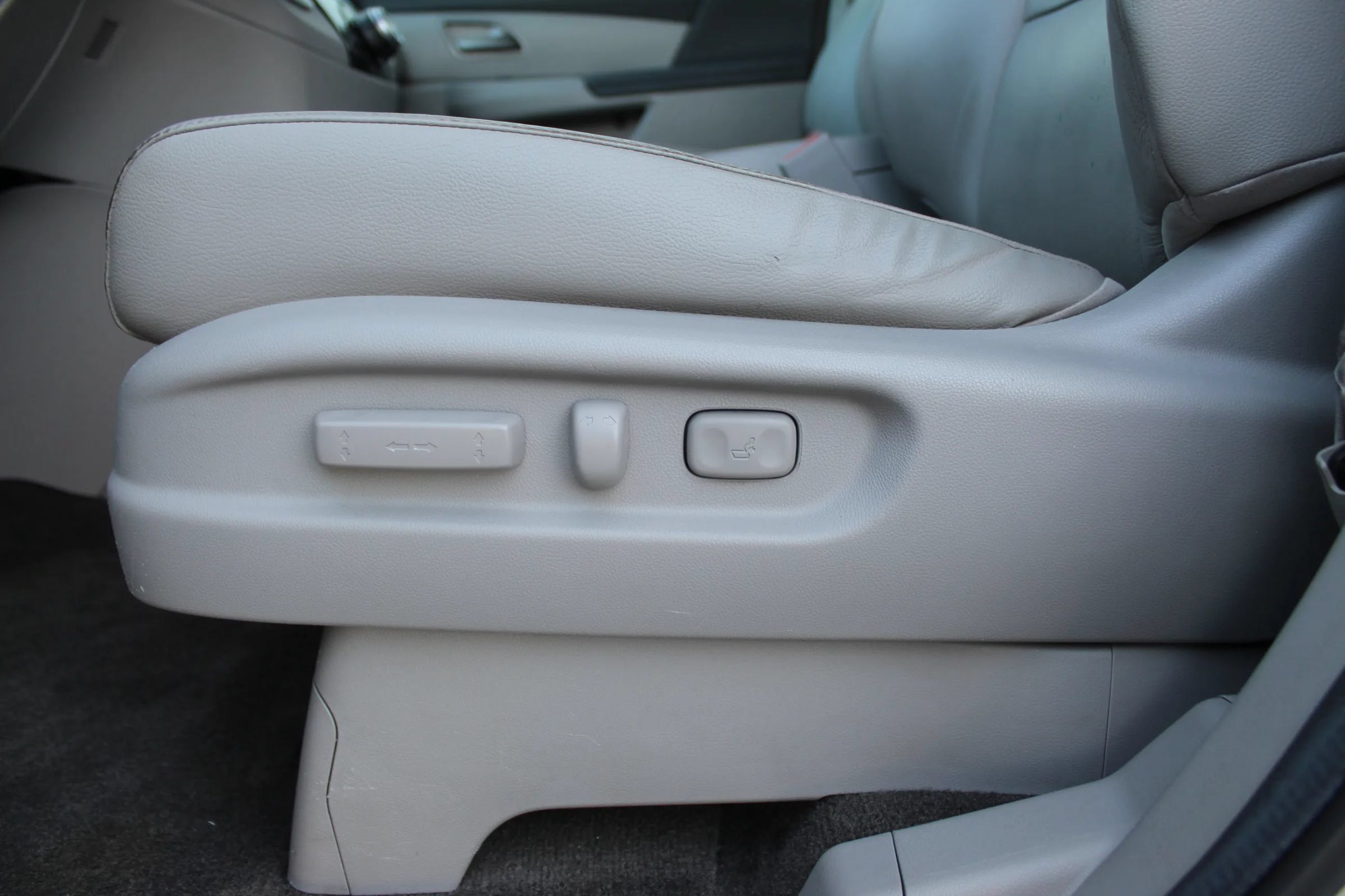 Used 2012 Honda Odyssey EX-L image 12