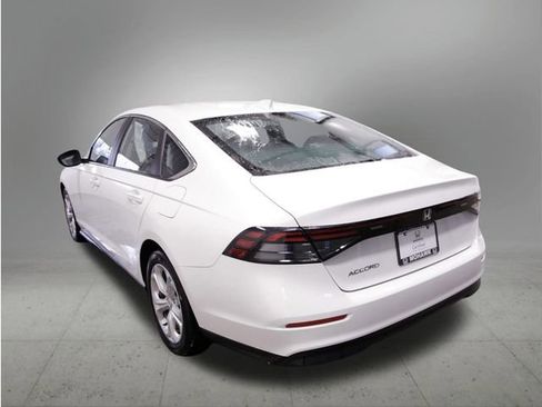 Certified 2024 Honda Accord LX image 4