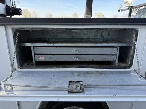 Used 2019 Ford F450 XL w/ XL Value Package image 18