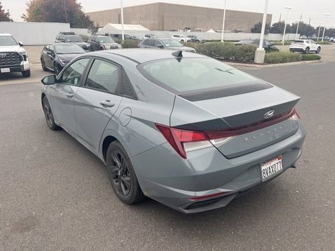 Used 2021 Hyundai Elantra SEL image 7