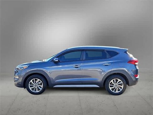 Used 2017 Hyundai Tucson SE image 5