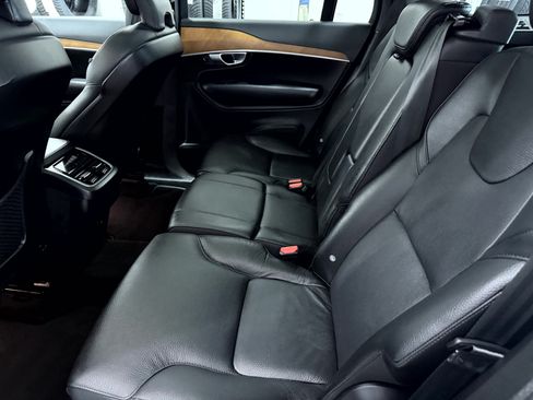 Used 2023 Volvo XC90 B6 Plus w/ Protection Package Premier AWD/4WD image 23