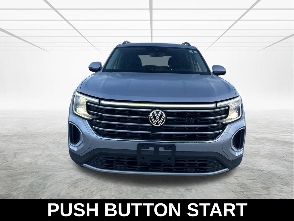 Used 2024 Volkswagen Atlas SE w/ Panoramic Sunroof Package AWD/4WD image 9